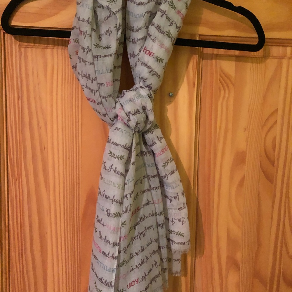 Thirty one scarf